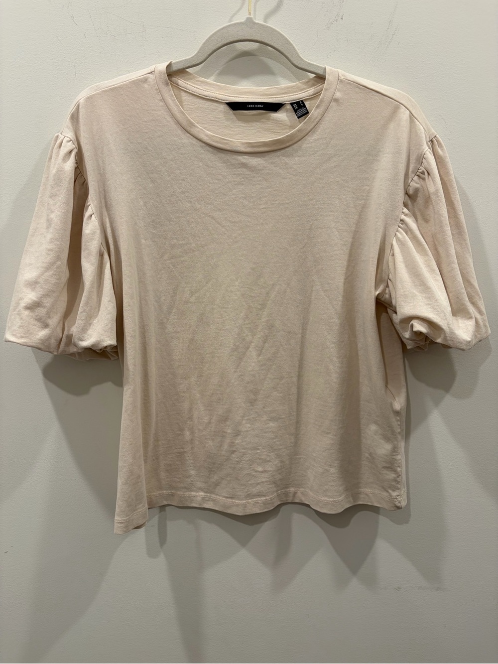 Vero Modo Cream Minimalist Puffer Sleeve organic cotton blend Sm Top Chic core - Picture 2 of 9